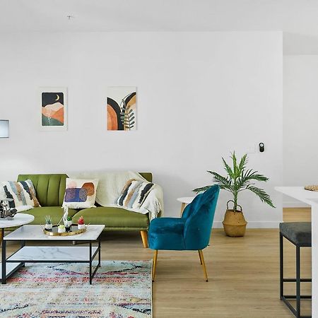 Cozysuites Glendale By The Stadium With Pool 03 Extérieur photo