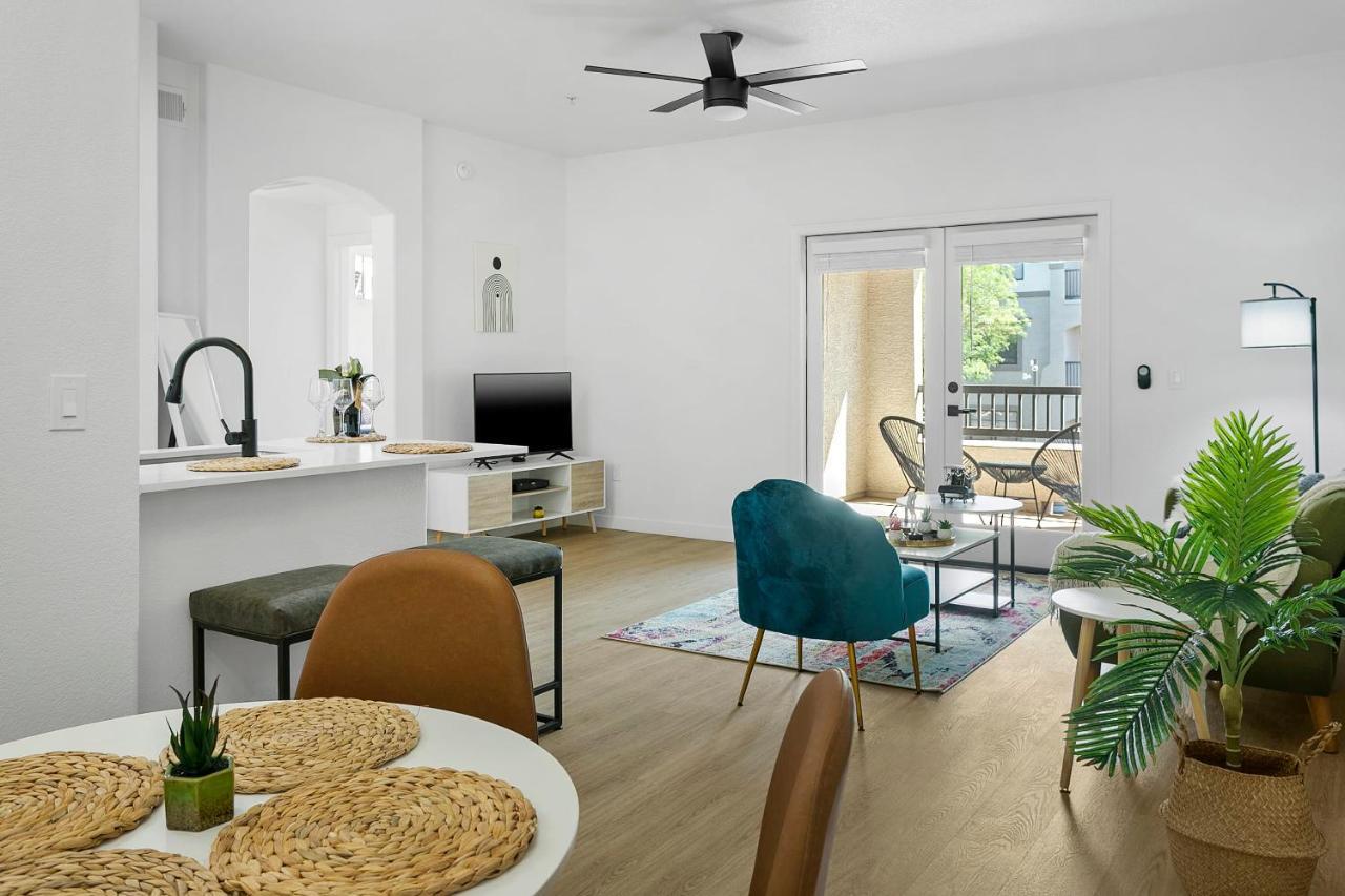 Cozysuites Glendale By The Stadium With Pool 03 Extérieur photo