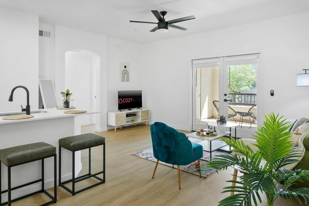 Cozysuites Glendale By The Stadium With Pool 03 Extérieur photo