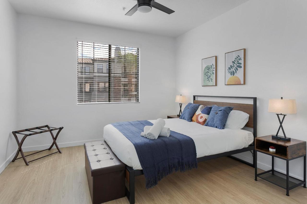 Cozysuites Glendale By The Stadium With Pool 03 Extérieur photo
